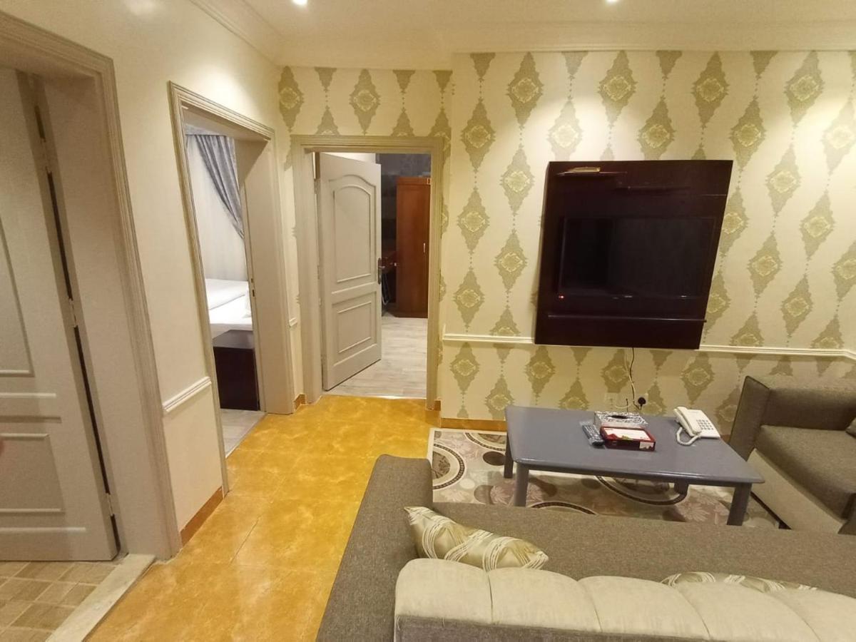 Laylat Wed Aparthotel Джеда Екстериор снимка