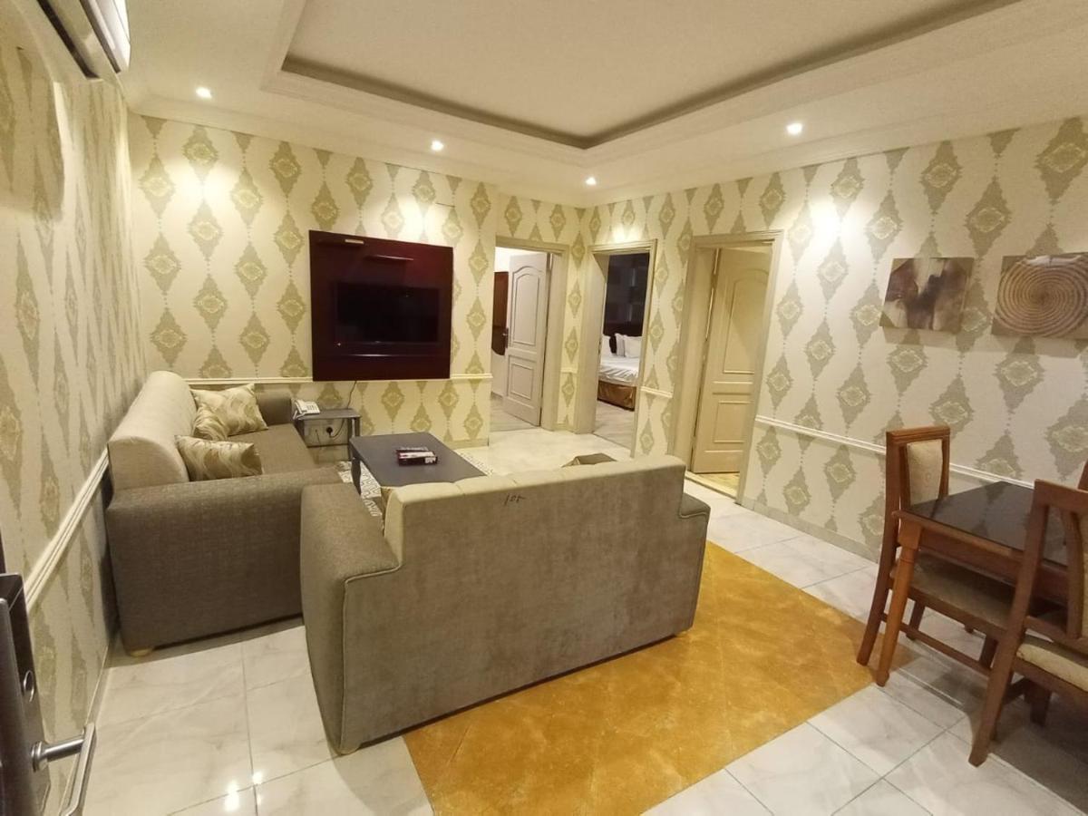 Laylat Wed Aparthotel Джеда Екстериор снимка