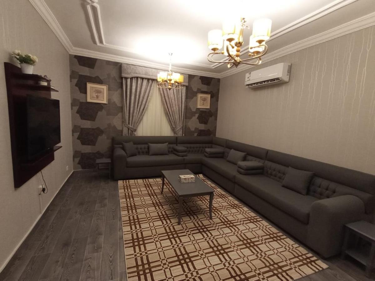 Laylat Wed Aparthotel Джеда Екстериор снимка