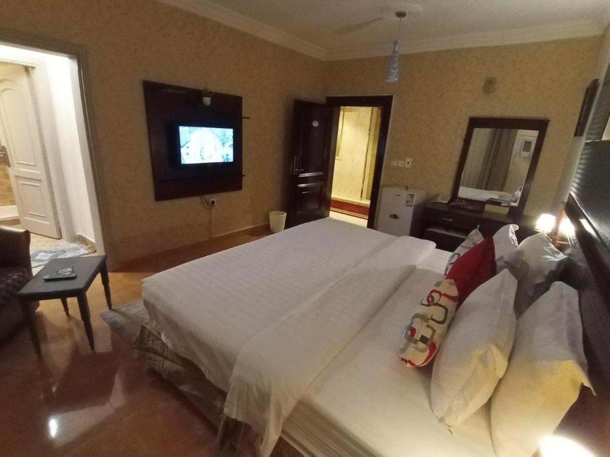 Laylat Wed Aparthotel Джеда Екстериор снимка