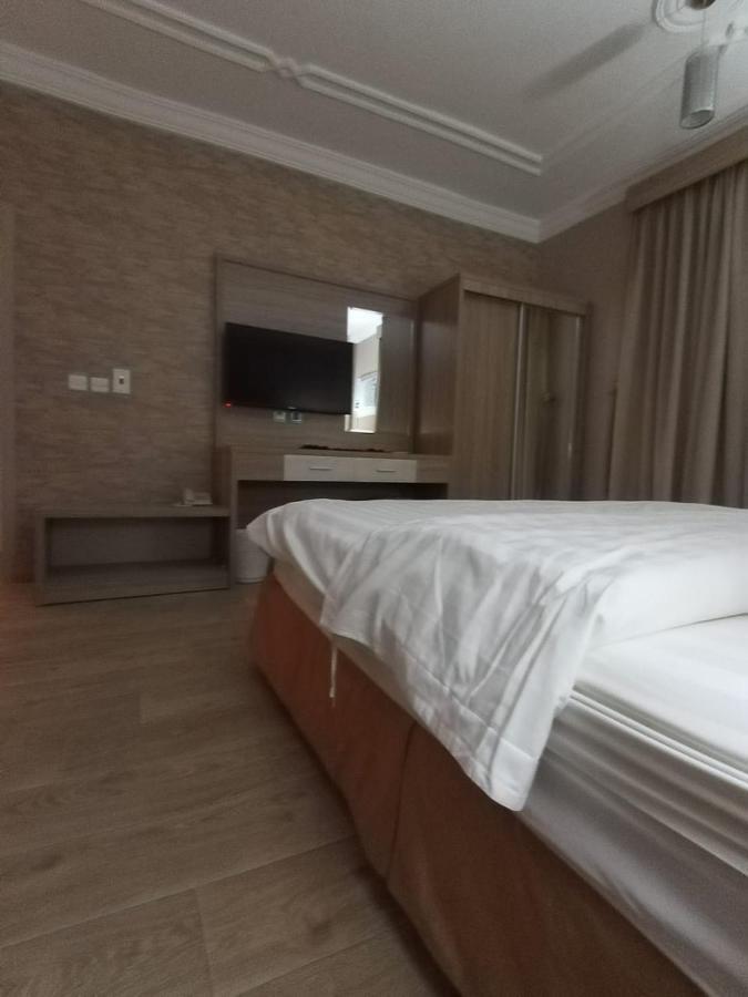 Laylat Wed Aparthotel Джеда Екстериор снимка