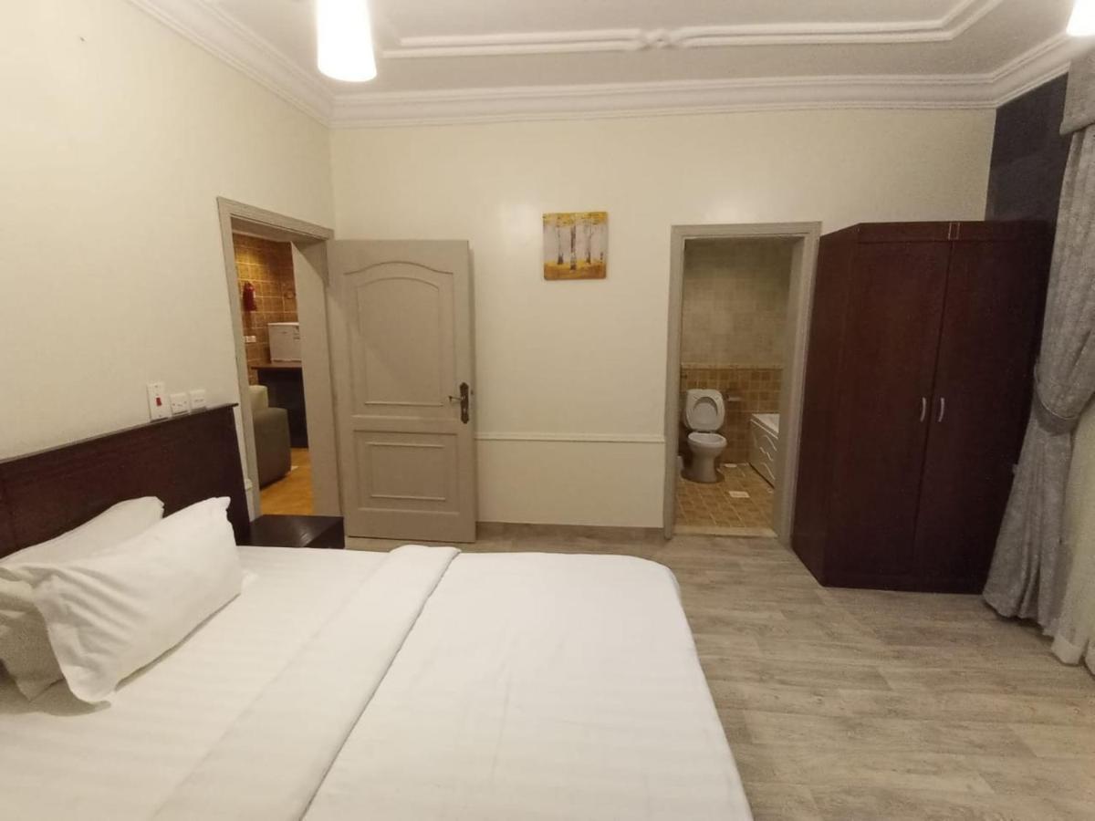 Laylat Wed Aparthotel Джеда Екстериор снимка