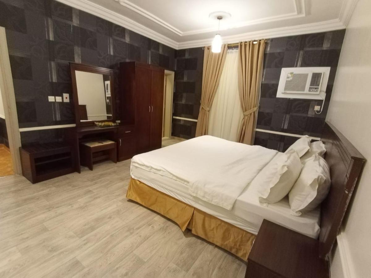 Laylat Wed Aparthotel Джеда Екстериор снимка