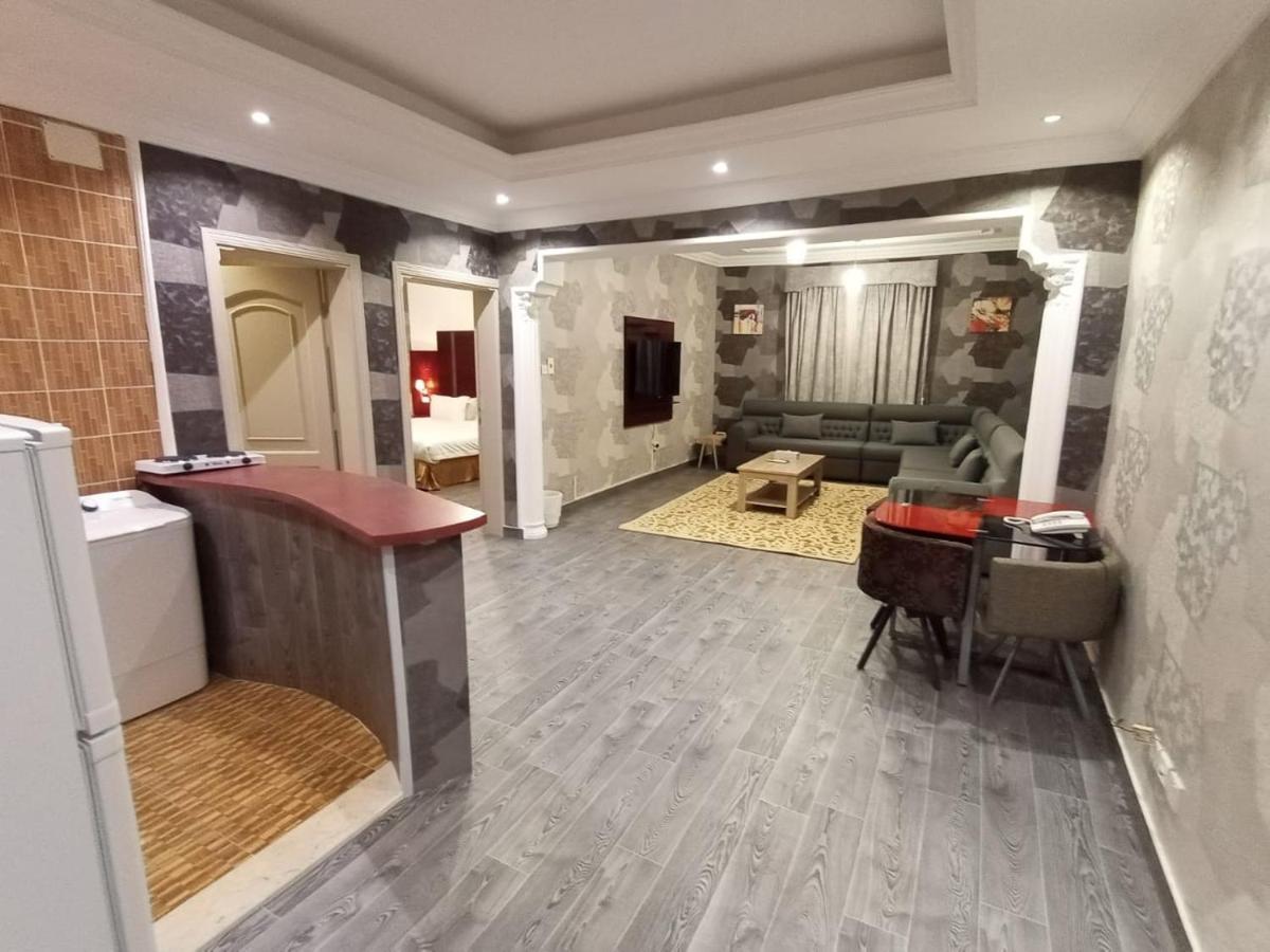 Laylat Wed Aparthotel Джеда Екстериор снимка