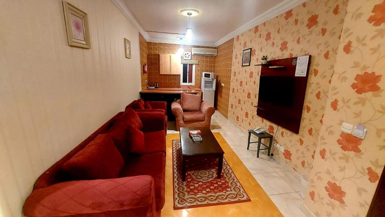 Laylat Wed Aparthotel Джеда Екстериор снимка