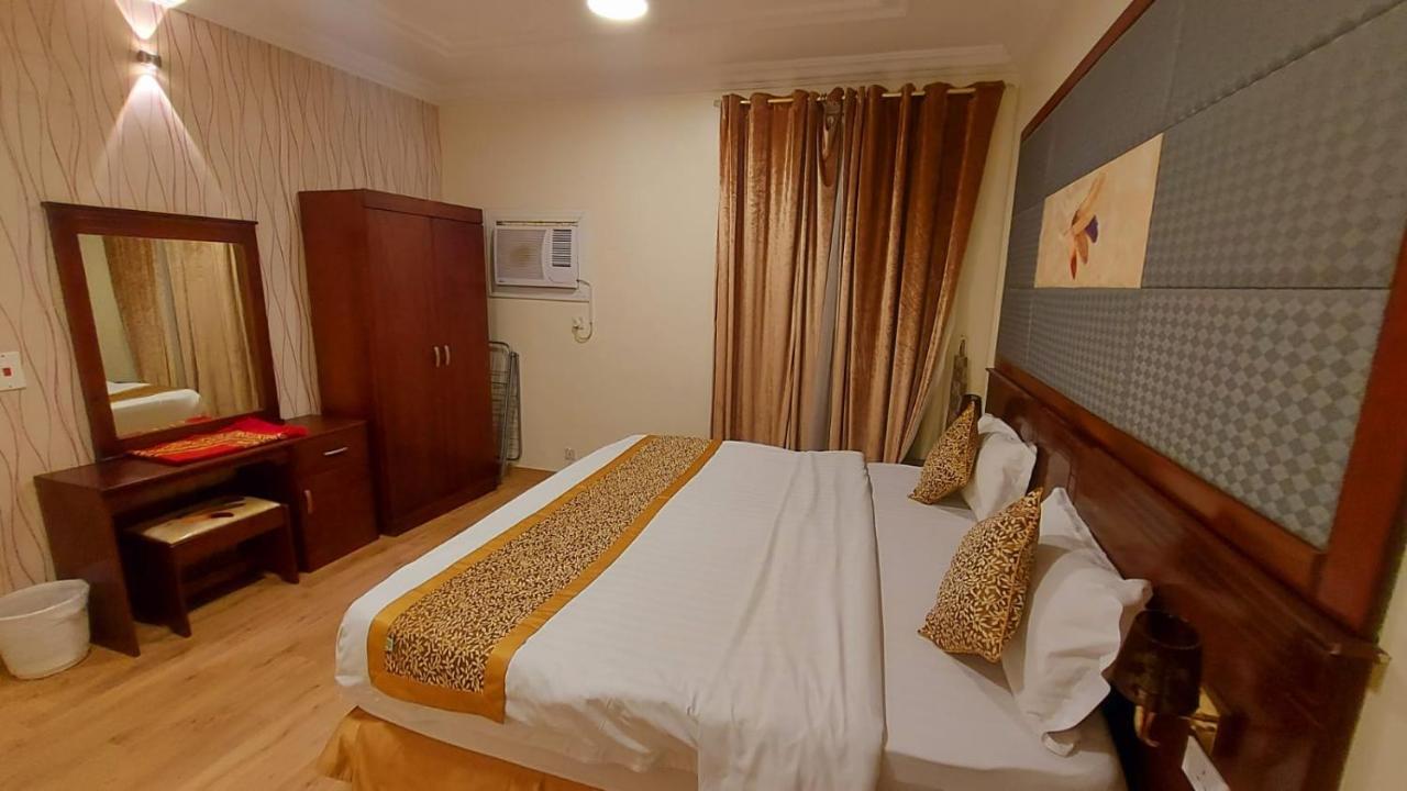 Laylat Wed Aparthotel Джеда Екстериор снимка